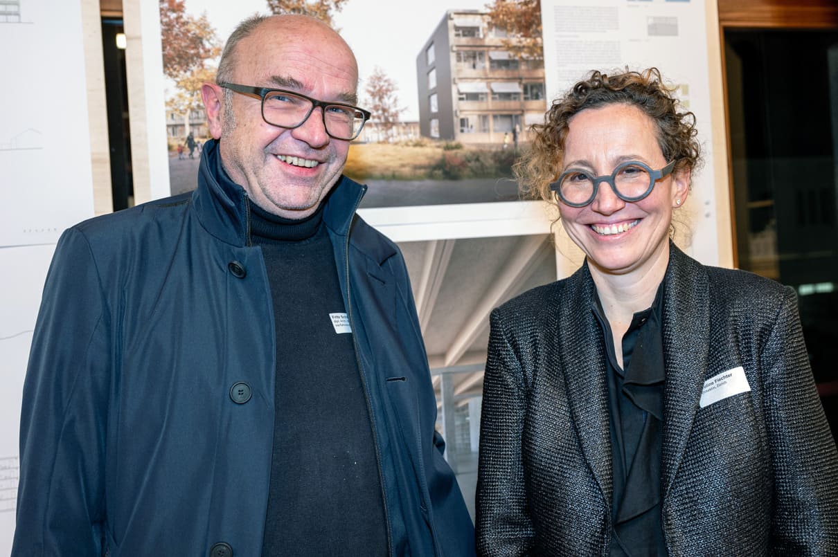 Fritz Schär (dipl. Arch. BSA SIA / Verfahrensleitung) und Caroline Fiechter (Fiechter Salzmann Architekten / Fachpreisrichterin).